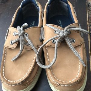 Boys Sperry’s Size 1.5
